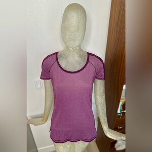 Lululemon Athletica Women's Scoop Neck Eggplant Purple Top. Size S/M